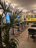 Her gün ücretli açık büfe kahvaltı