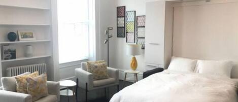 1 chambre, fer et planche à repasser, Wi-Fi gratuit, draps fournis