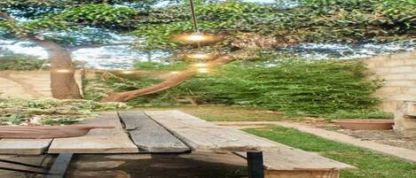 屋外ダイニングエリア