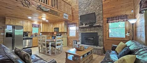 電視、壁爐、足球機