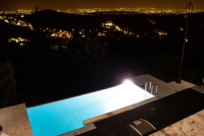 Alberca al aire libre