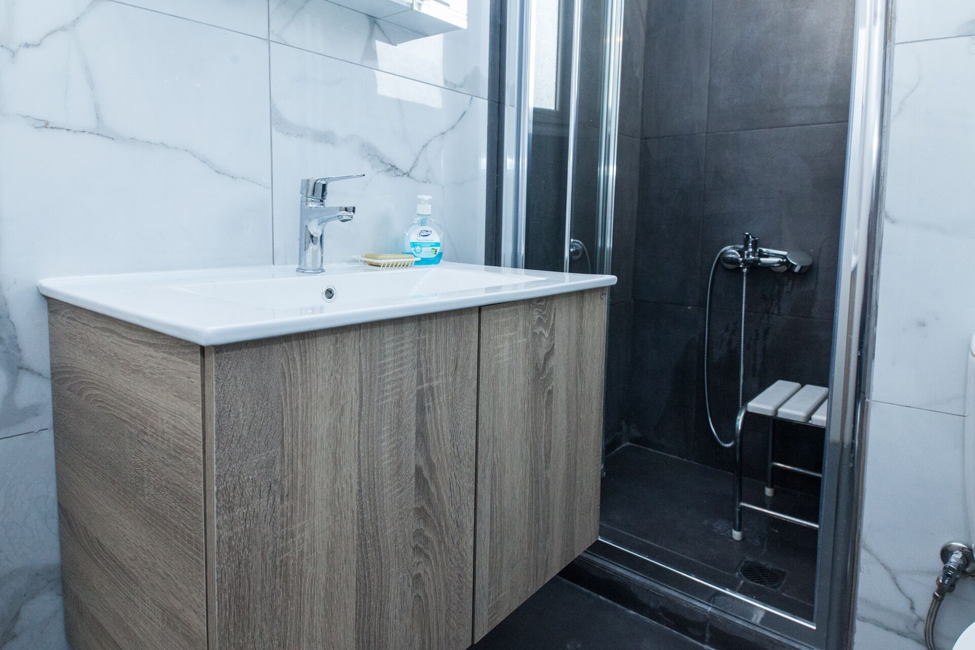 Apartment | Bathroom