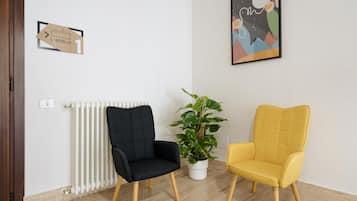 Coin salon dans le hall