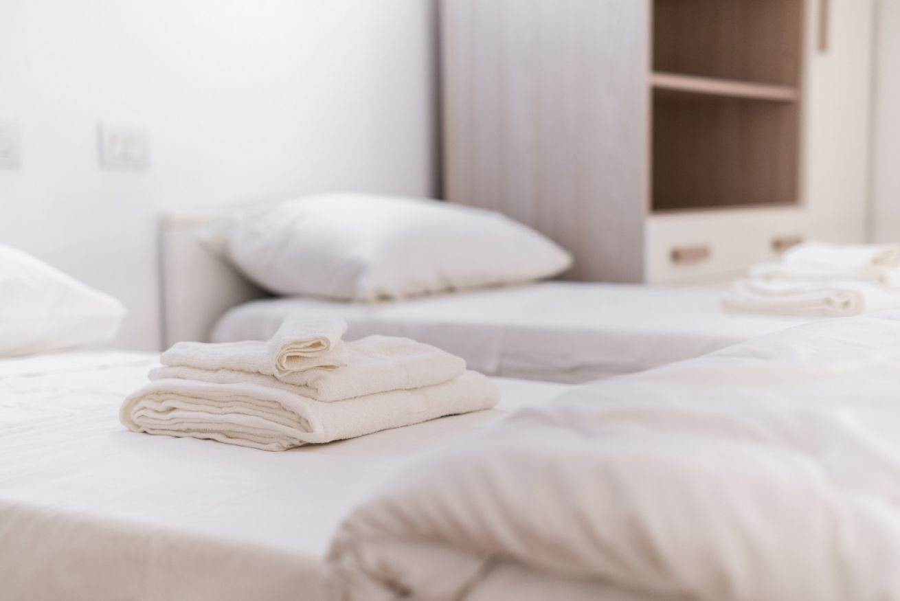 1 slaapkamer, een strijkplank/strijkijzer, wifi, beddengoed