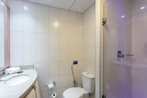Shower, towels, soap, shampoo