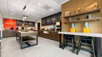 Frokostbuffé er inkludert hver dag