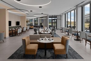 Desayuno buffet incluido todos los días