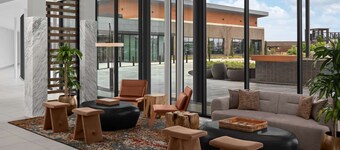 Epicentral大草原的希尔顿花园酒店