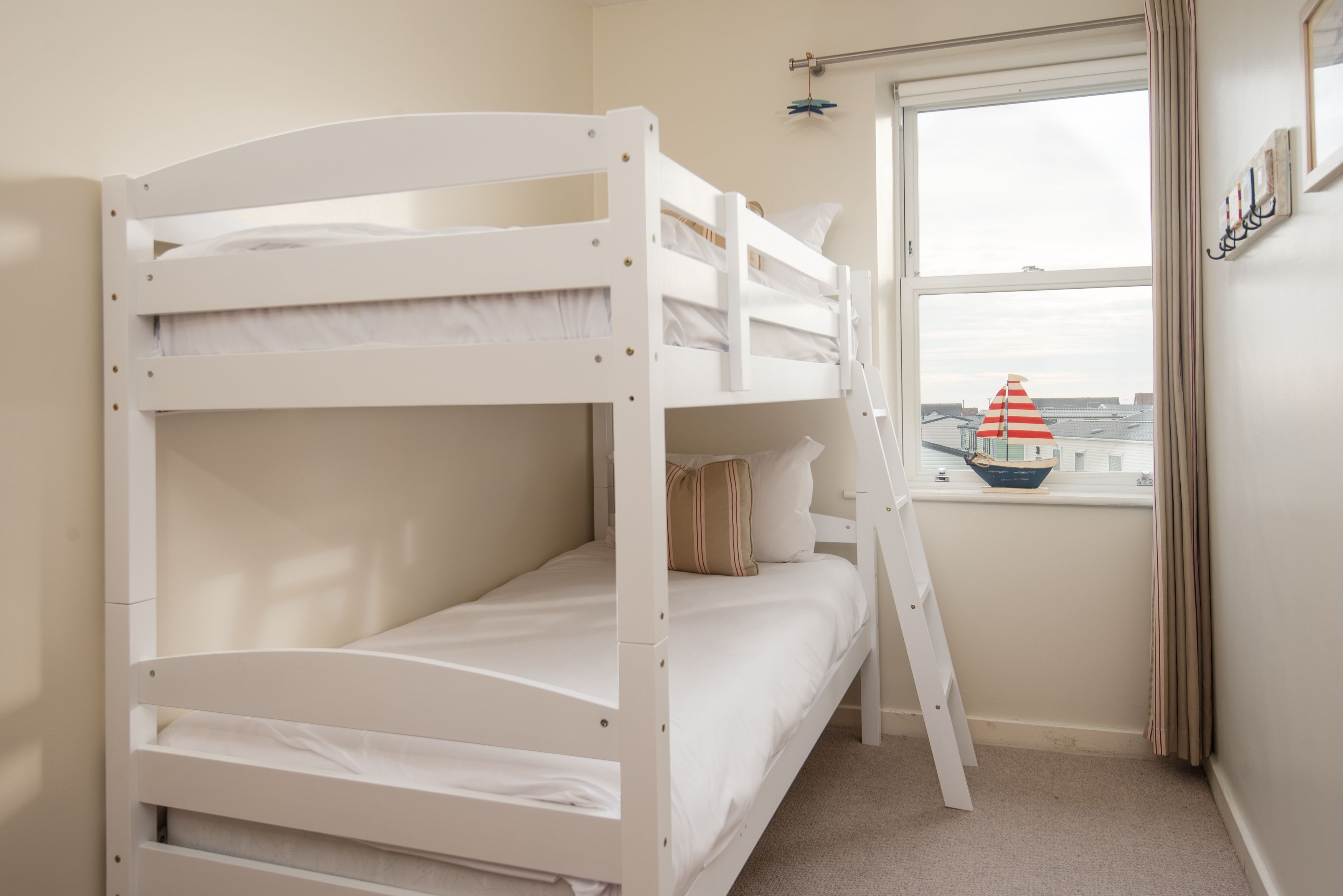 3 bedrooms, iron/ironing board