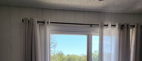 3 soverom, strykejern/-brett, wi-fi (inkludert) og sengetøy