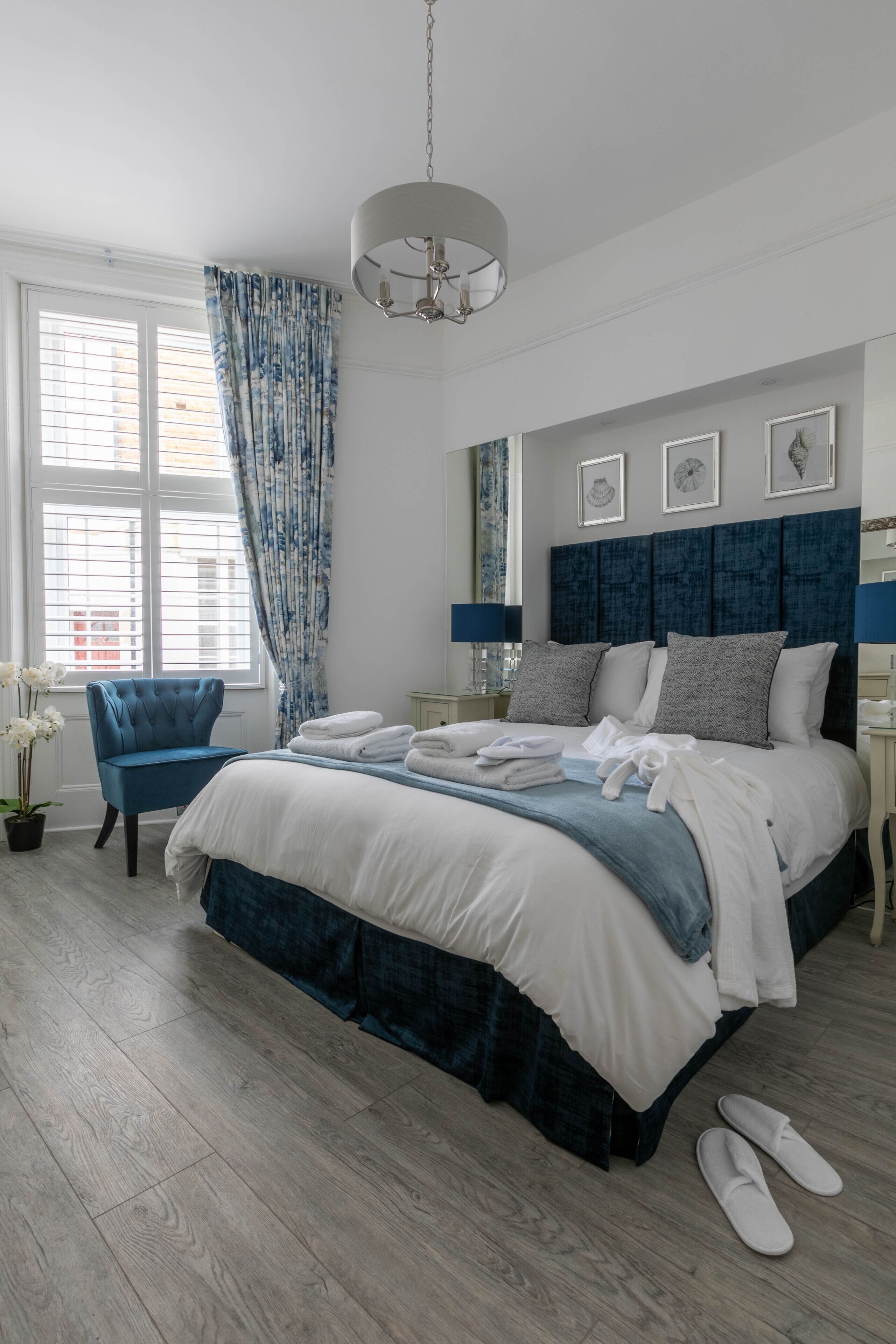 1 bedroom, iron/ironing board, travel crib, WiFi