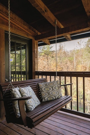 Property grounds - Epic Retreat I Pickleball I Basketball I Arcade I Putting Green I Air Hockey (Sevierville)
