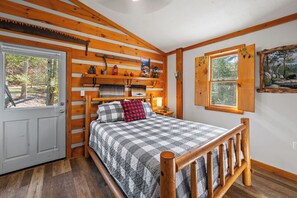 2 Schlafzimmer, Reisekinderbett, kostenloses WLAN, Bettwäsche