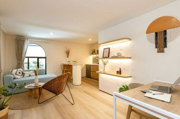 Living area - NEW Boutique Apartment 2 + Wi-fi + AC+ Big Terrace (Medellín)