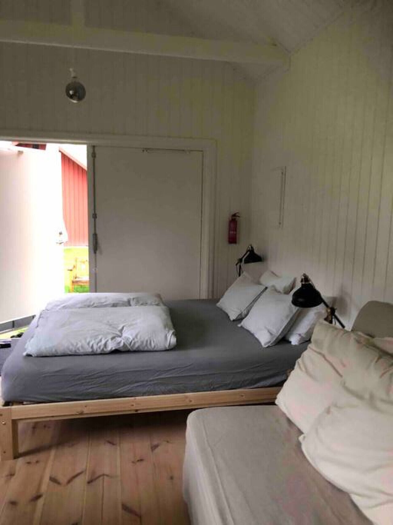 1 bedroom, travel crib, WiFi, bed sheets