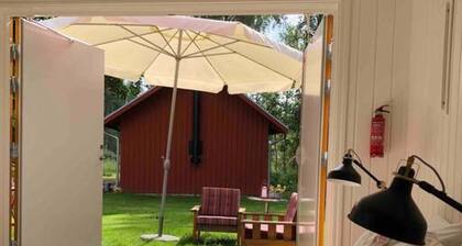 Agundaborg boathouse close by lake