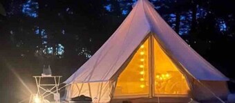 Nature Bell-tent with lakeside view