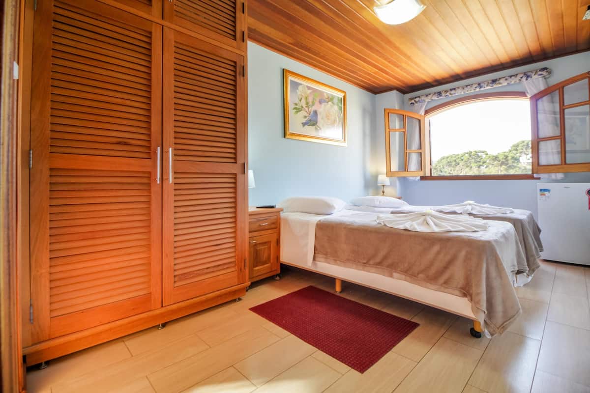 1 bedroom, soundproofing, free WiFi, bed sheets