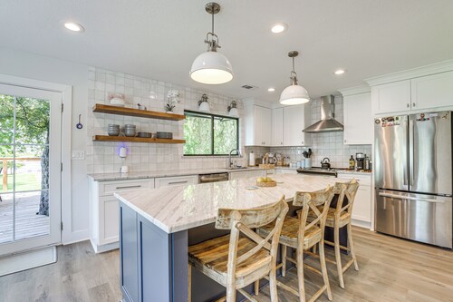 Boat, Fish & Swim: Lake Conroe Home w/ Hot Tub!