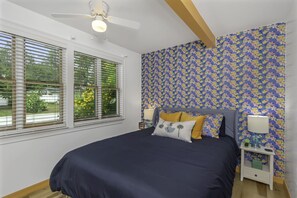 3 habitaciones, tabla de planchar con plancha, cuna de viaje y wifi 