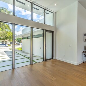 3 habitaciones y acceso a internet