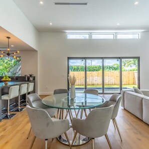 3 habitaciones y acceso a internet