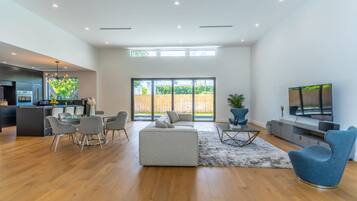 House | 3 bedrooms, Internet