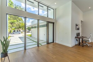 House | 3 bedrooms, Internet - Lux Villa With Pool Wynwood House by Rovetravel (Miami)