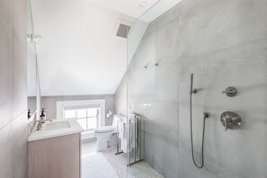 House | 3 bedrooms, Internet - Heated Pool Grill Breakwater by Rovetravel (Sag Harbor)