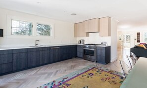 Casa | 3 quartos, acesso à internet de alta velocidade