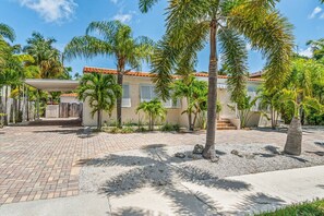 Rumah | 4 kamar tidur dan internet