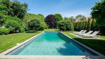 Rumah | 3 kamar tidur, meja kerja, setrika/meja setrika, dan internet