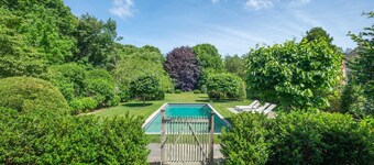 Heated Pool Driftwood Cottage by Rovetravel
