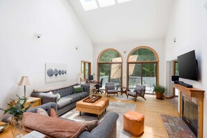 House | 6 bedrooms, Internet