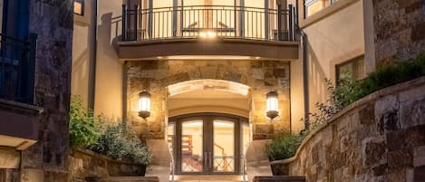 House | 6 bedrooms, Internet
