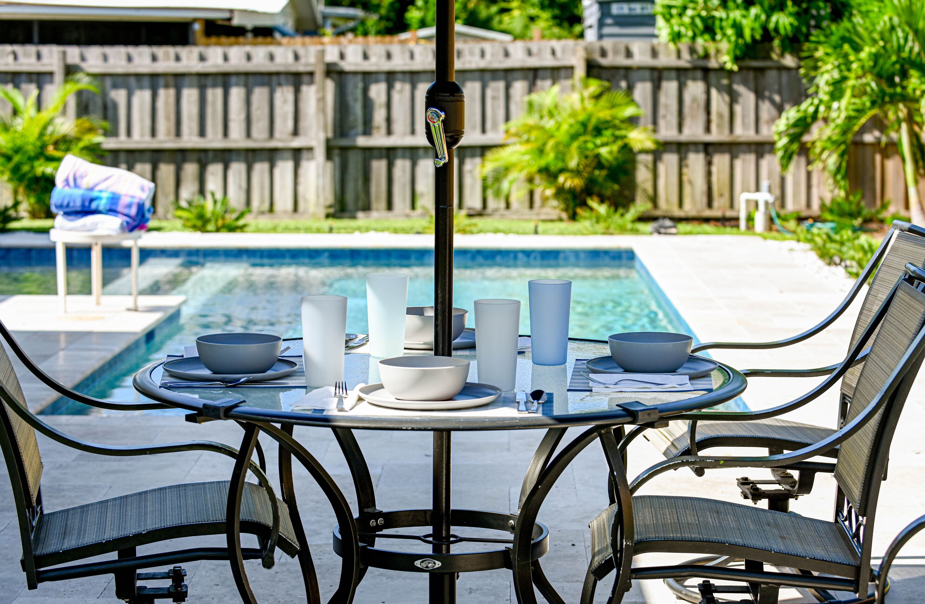 Newly renovated Home with Oasis feel pool in Historic Venice FL