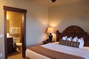 2 quartos, ferros/tábuas de passar roupa, Wi-Fi, roupa de cama