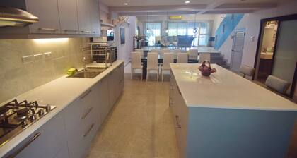 Neverland Hua Hin - One & Only Beach Retreat Home