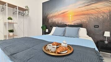 Standard Room | 1 bedroom, desk, blackout drapes, soundproofing