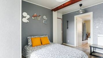 1 camera, ferro/asse da stiro, Wi-Fi gratuito, lenzuola