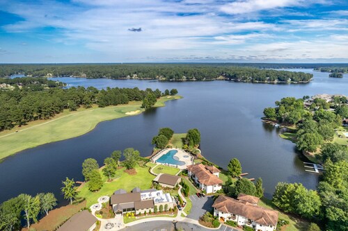 Relax in this serene environment-golf course views.