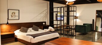 JR lofts
