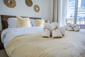 LÀgenhet Deluxe | 1 sovrum, unika möbler, strykjÀrn/strykbrÀda och gratis wi-fi