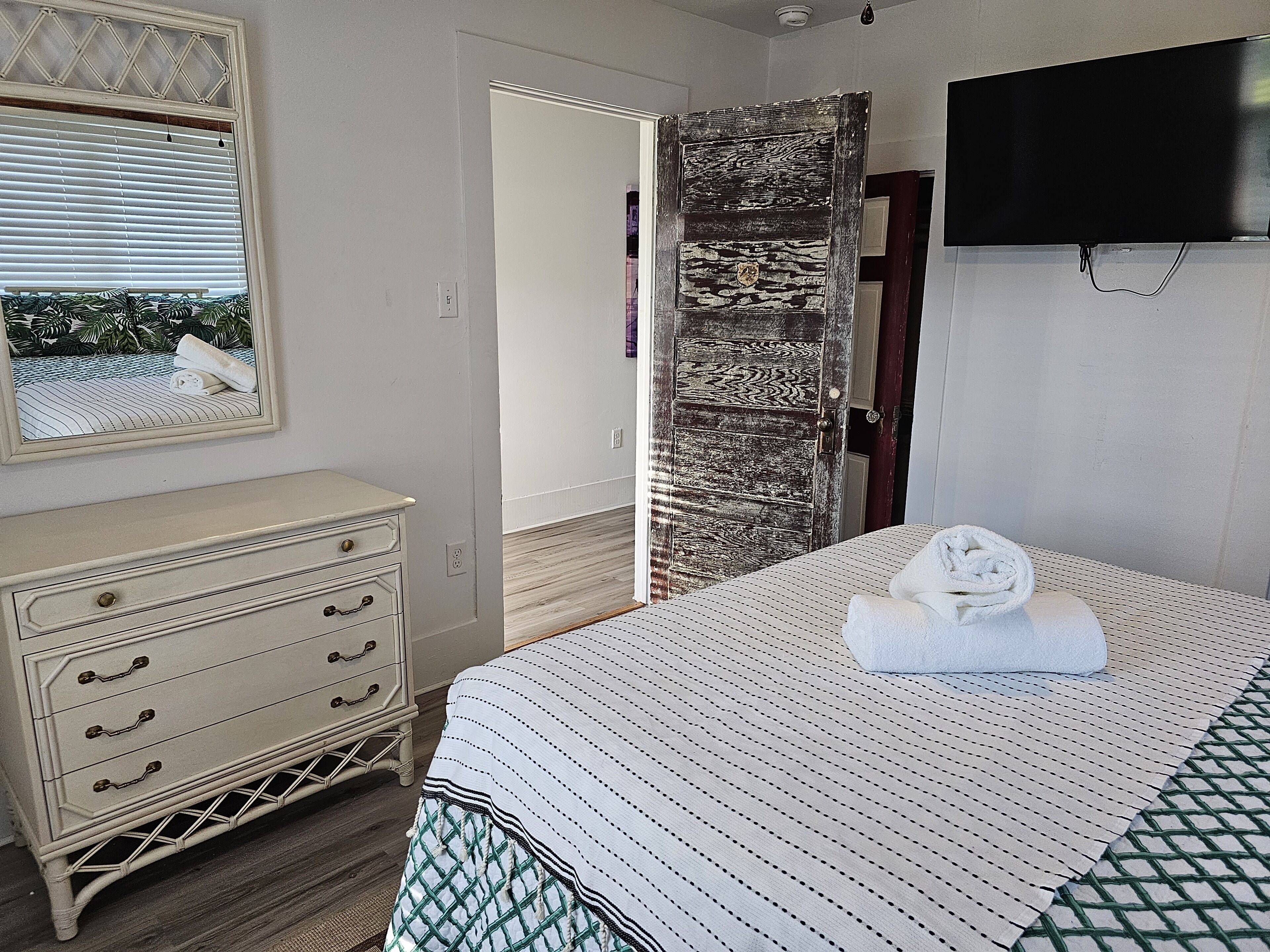 2 chambres, bureau, Wi-Fi gratuit, draps fournis