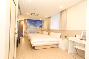 Down comforters, individually decorated, free WiFi - Ruifang Go (New Taipei City)
