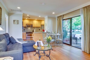 TV, fireplace - Serene Napa Retreat w/ Pool Access & Patio! (Napa)