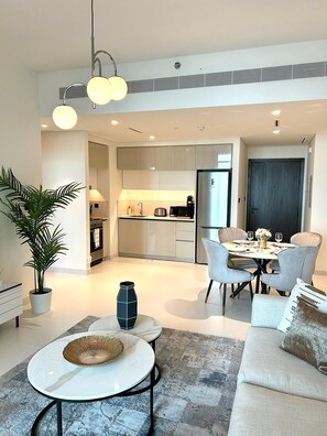 Interior - Luxury Beach Front 1BR (Dubai)