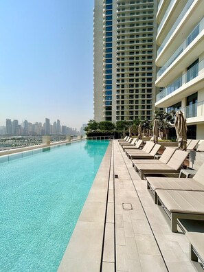 Pool - Luxury Beach Front 1BR (Dubai)