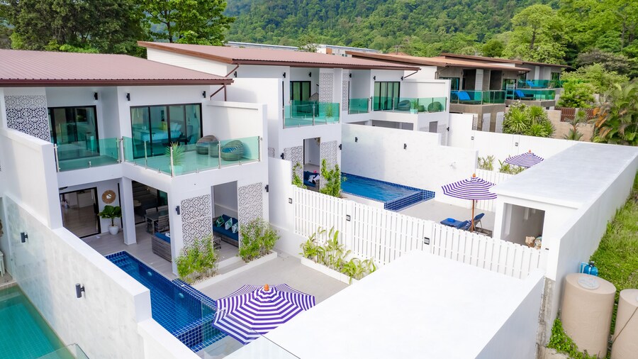Koh Chang Luxury Pool Villas