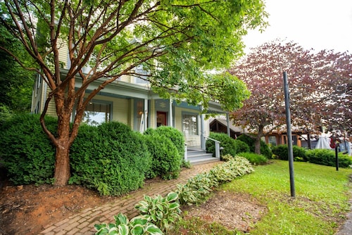 Washington Street Quarters